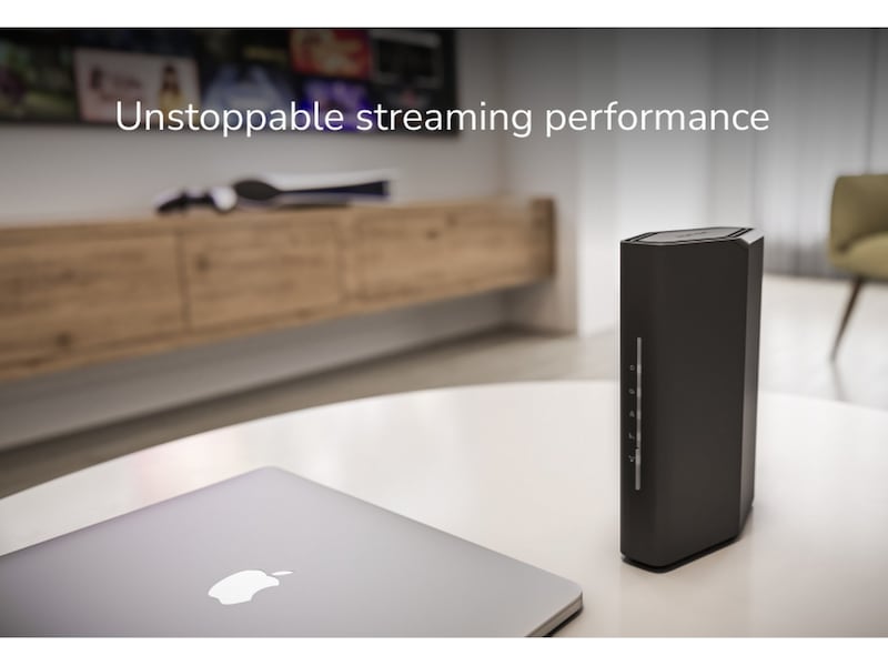 Netgear Nighthawk RS100 router Routere