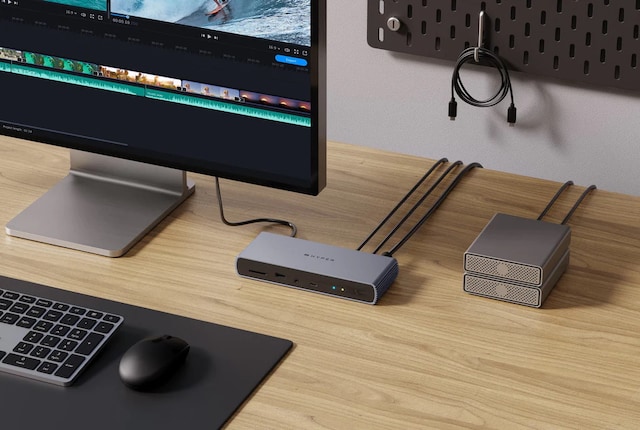 Targus HyperDrive Thunderbolt 4 Docking