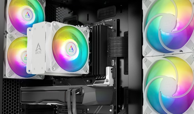 Arctic Freezer 36 A-RGB